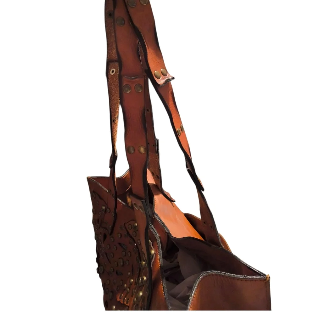 Patricia Nash Studded Link Perforated Toscano Tote Bag in Cognac Brown EUC - Picture 14 of 16